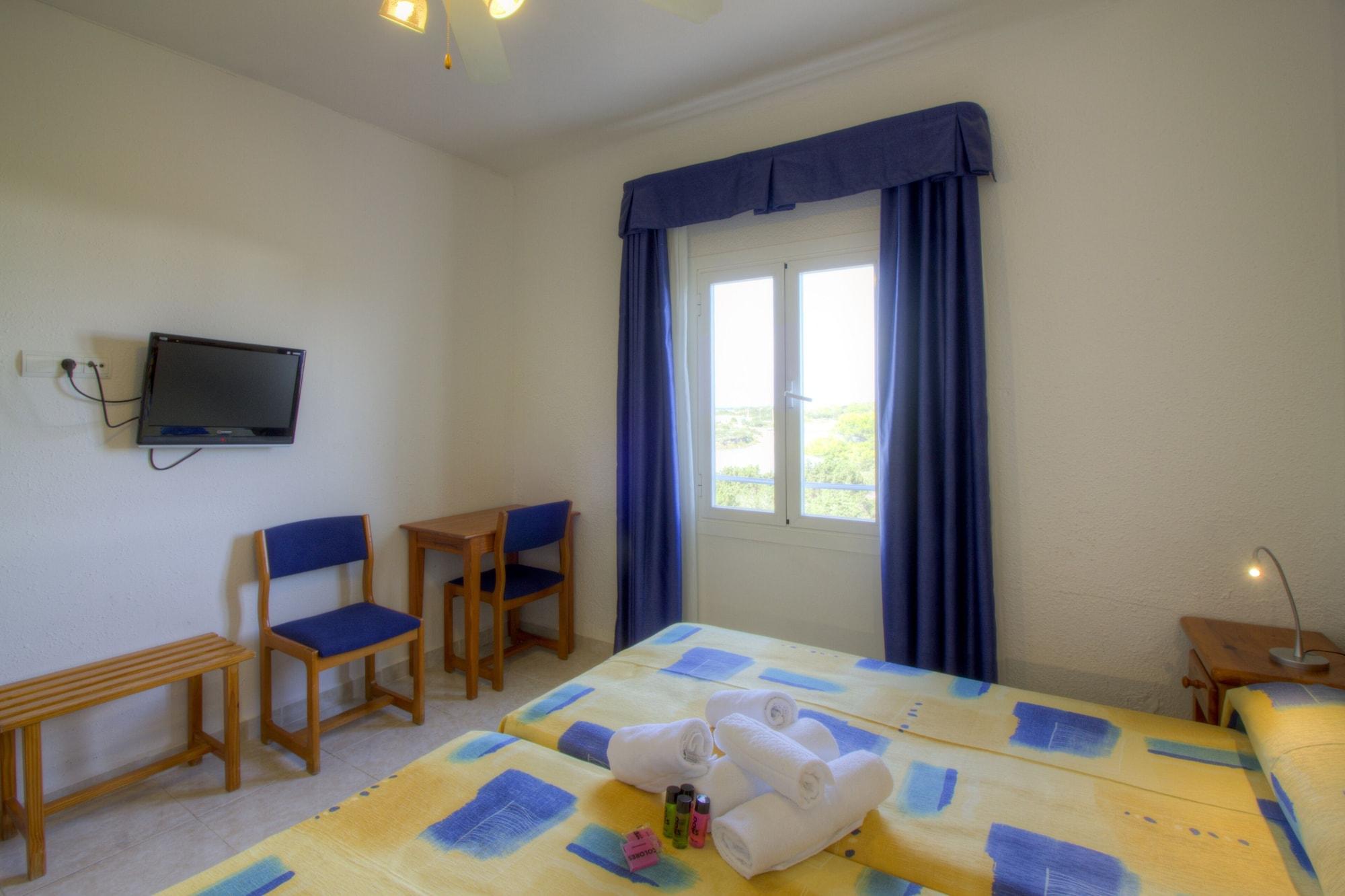 Hotel Lago Playa I Es Pujols Extérieur photo